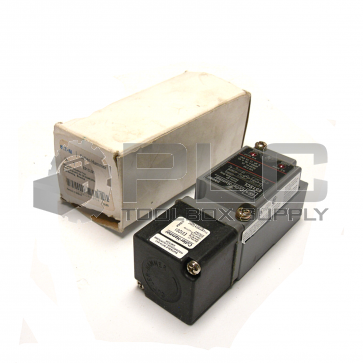 NEW EATON CUTLER HAMMER E51CLS1 PROX SENSOR SW