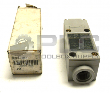 NEW ALLEN BRADLEY 802PR-LAAH1 /C  PROXIMITY LIMIT SWITCH 
