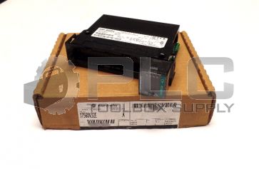 NEW ALLEN BRADLEY 1756-OV32E SER A 1756-0V32E DC FUSED SINKING OUTPUT