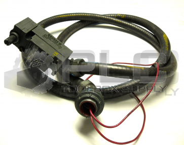 SQUARE D 9007 CT-54 LIMIT SWITCH RECEPTABLE WITH CABLE 9007 C54B2 SER A