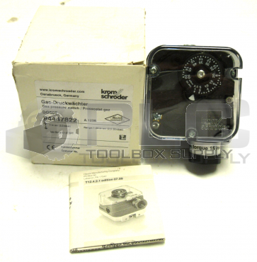 NEW KROMSCHRODER DG50T GAS PRESSURE SWITCH 2.5-50MBAR 1/4IN NPT