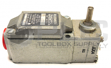 NEW R.B. DENISON C3-JD04 SERIES B LIMIT SWITCH 600 VAC C3 JD04