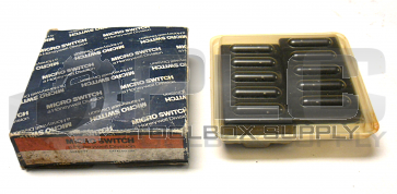 LOT OF 10 NEW HONEYWELL MICROSWITCH BE-R24-A4 SWITCH 25A 125/250/480V