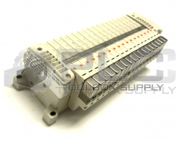 18 SMC VQC1100N-51  PLUG IN SOLENOID VALVE IN BASE HHB-120865