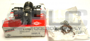 NEW IN BOX SPICER 5-170X UNIVERSAL JOINT W/SNAP RINGS