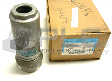 NEW  COOPER APR3455 CORD CONNECTOR BODY GROUNDED 