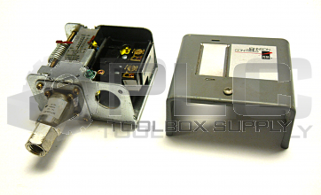 JOHNSON P70AA-119 CONTROL SWITCH 