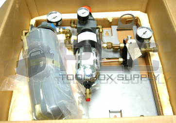 NEW IN BOX JOHNSON CONTROL A-4000-141 FILTER/REDUCING STATION