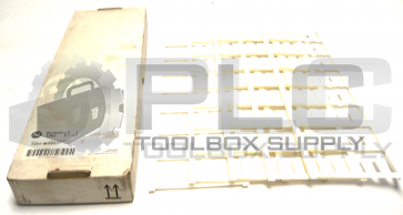 NEW BOX OF 5 ALLEN BRADLEY 1492-MS8X17 /A MARKERS