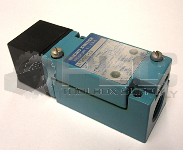 MICRO SWITCH LYS02E-2S PROXIMITY SWITCH INDUCTIVE