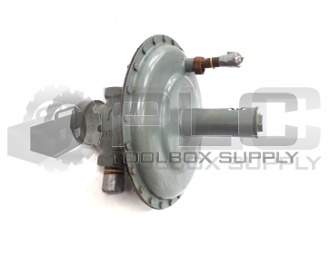 FISHER TYPE 166-12 CONTROLS INDUSTRIAL GAS REGULATOR PORT SIZE 1 7/8