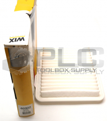 NEW IN BOX WIX 46902 AIR FILTER