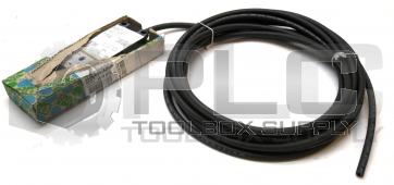 NEW PHOENIX SACB-4/4-L-5,0PUR SENSOR 