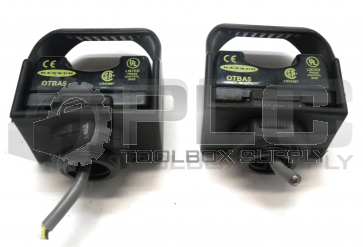 LOT OF 2 BANNER OTBA5 OPTO MOMENTARY TOUCH BUTTON