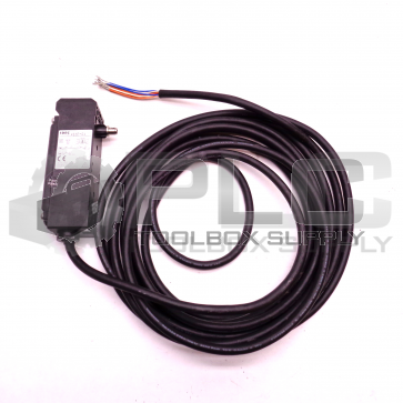 IDEC HS5E-D4 SAFETY DOOR LOCK SWITCH 24VDC