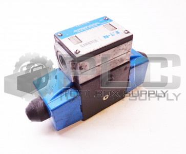 VICKERS 02-119493 DG4S4LW-012C-B-60 DIRECTIONAL VALVE W/868982