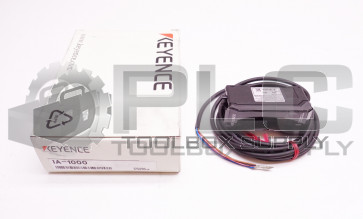NEW KEYENCE IA-1000 CMOS LASER ANALOG SENSOR