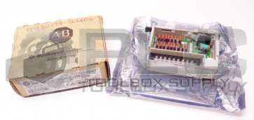 NEW ALLEN BRADLEY 1769-IA16 SER A 16 PT 120VAC INPUT