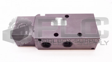 NEW PARKER B7X3000XXA 3-WAY AIR PILOT VALVE 