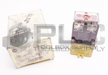 NEW ALLEN BRADLEY 700-PK400A1 SER D TYPE PK CONTROL RELAY