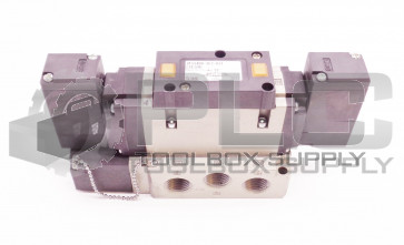 NEW SMC VFS3400-3FZ-03T SOLENOID VALVE WITH BASE