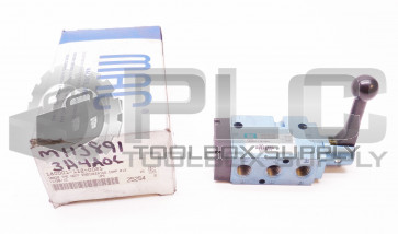 MAC 180001-112-0021 CONTROL VALVE MANUAL OPERATED LEVER