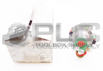 NEW ASCO 8215B060 SOLENOID VALVE 1 1/4" 