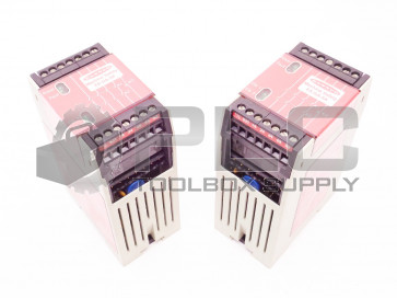 LOT OF 2 BANNER ES-GA-5A MACHINE SAFETY CONTROL EMERGENCY STOP VOLT 24VDC/23VAC