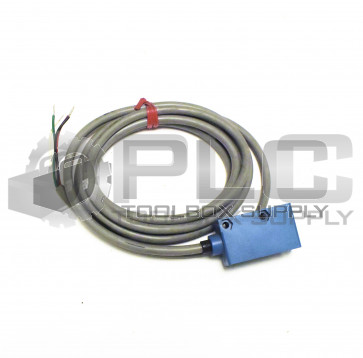 NEW YAMATAKE HONEYWELL FE7C-DC6V  MICROSWITCH PHOTOELECTRIC SENSOR