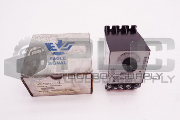NEW EAGLE SIGNAL BRE3A601 RELAY TIMER 120 VOLT *READ*