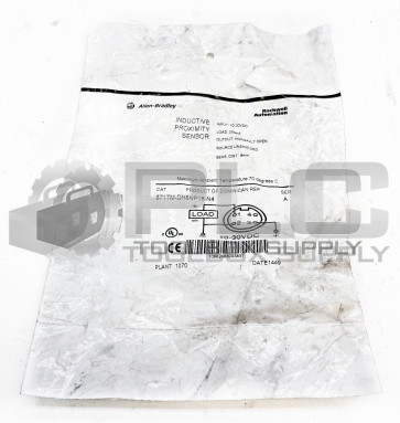 NEW ALLEN BRADLEY 871TM-DH8NP18-N4 INDUCTIVE PROXIMITY SENSOR SER A