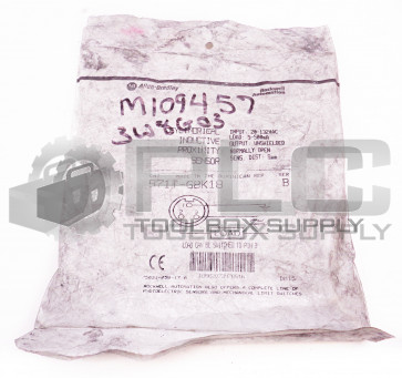 NEW ALLEN BRADLEY 871T-G8K18 CYLINDRICAL INDUCTIVE PROXIMITY SENSOR SER B