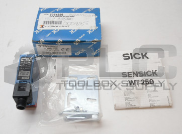 NEW SICK WT250-P460 PROXIMITY SWITCH PHOTOELECTRIC PNP RED