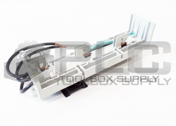 NEW SIEMENS FBS2545 ADAPT SHOE W/WIRE MOUNTING DIM RAIL
