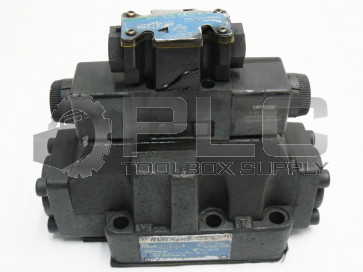 VICKERS DG5S-8-6C-T-M-FTWL-B5-30 VALVE W/DG4V-3S-6C-M-FW-R5-60 *READ*