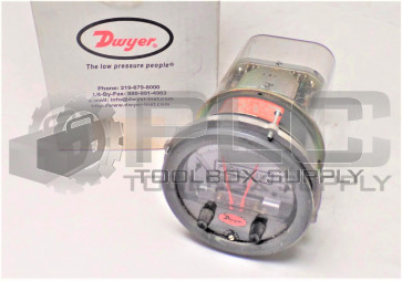 NEW DWYER PHOTOHELIC GAUGE 3004C 25PSIG 0-4