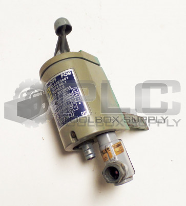 SQUARE D BG-1 ON/OFF SWITCH SER. B CLASS 2601