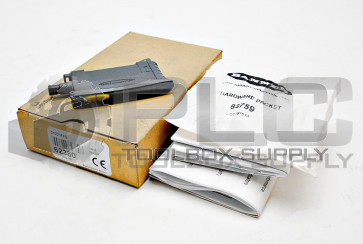 NEW BANNER D10DNFPQ PHOTOELECTRIC SENSOR