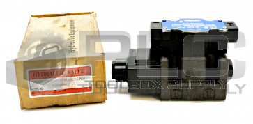 NEW INTERNATIONAL DG05-2A-110V/60HZAC82WB SOLENOID DIRECTIONAL CONTROL VALVE 