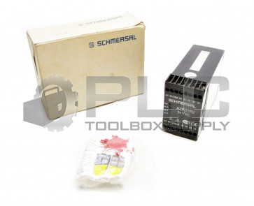 NEW SCHMERSAL AZR31R2 SAFETY RELAY MONTORIING MODULE, 24VDC