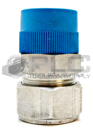 NEW SWAGELOK 316 1" TUBE X 1" NPT COUPLER FITTING