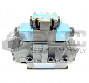 NEW VICKERS DG5S-8-6C-T-M-FTWL-B5-30 VALVE DG4V-3S-6C-M-FTWL-B5-60 PILOT VALVE