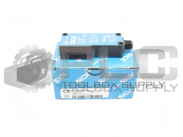 NEW SICK OPTIC WL18-3P430 PHOTOELECTRIC REFLEX SWITCH 