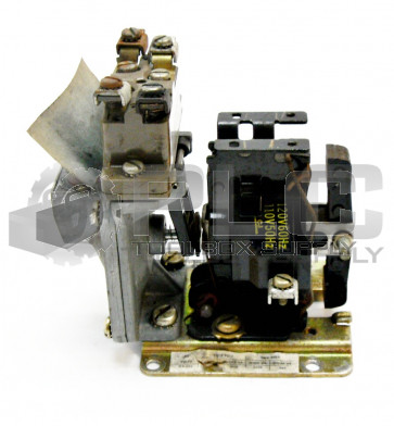 SQUARE D 9050-A010D PNEUMATIC TIMER 110/120V 50/60HZ 600V MAX 9050A010D