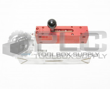NEW TELEMECANIQUE XCSZ05 SLIDING BOLD ACTUATING KEY LIMIT SWITCH ACCESSORY 08398