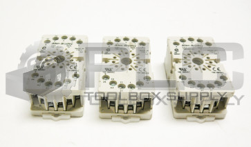 NEW LOT OF 3 ALLEN BRADLEY 700-HN101 /D RELAY BASE 