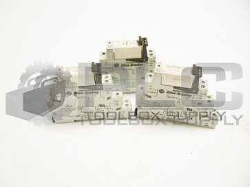 LOT OF 3 ALLEN BRADLEY 700-HLT12 /A  TERMINAL RELAY 