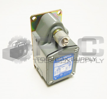 NEW SQUARE D 9007TUB6 HEAVY DUTY LIMIT SWITCH