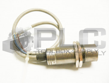 ALLEN BRADLEY 871TM-B15C30-A2 / A PROXIMITY SENSOR 