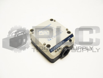 TELEMECANIQUE XSD-M600539H7 INDUCTIVE SENSOR 240VAC 
